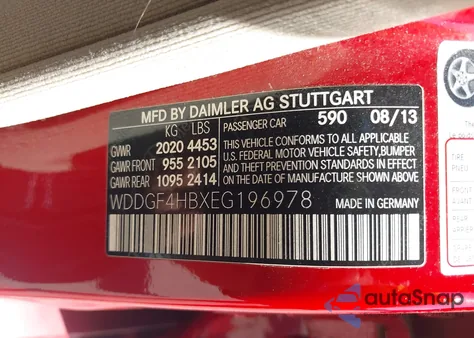 2014 Mercedes-Benz C-Class C 250 Sport/Luxury из США, поврежденный, VIN WDDGF4HBXEG196978